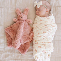 STUFFED ANIMAL LOVEYS: Bear