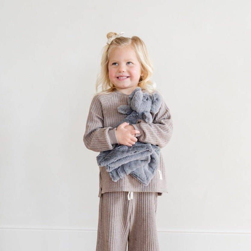STUFFED ANIMAL LOVEYS: Bear