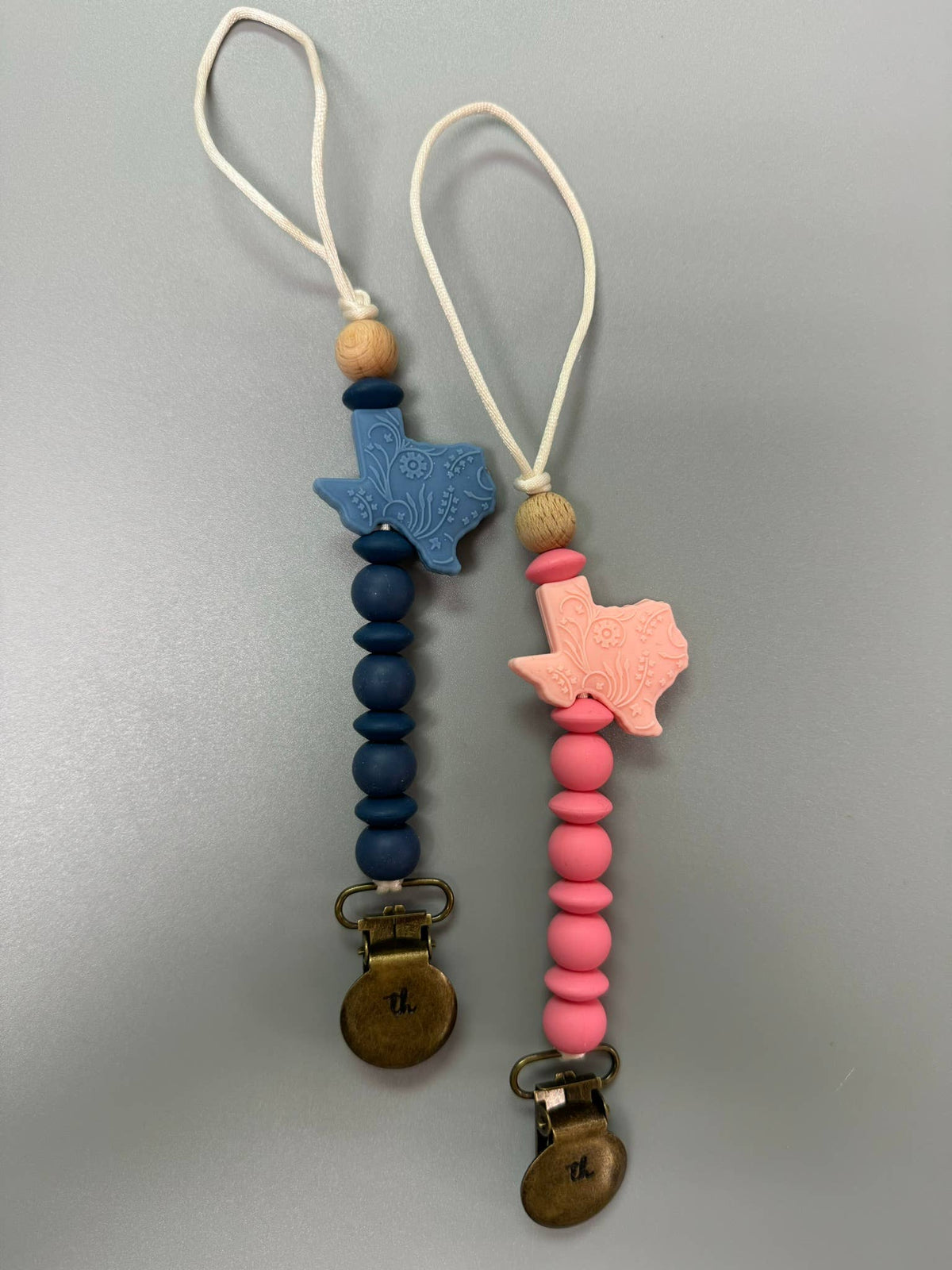 Texas Paci Toy Clips - All Silicone