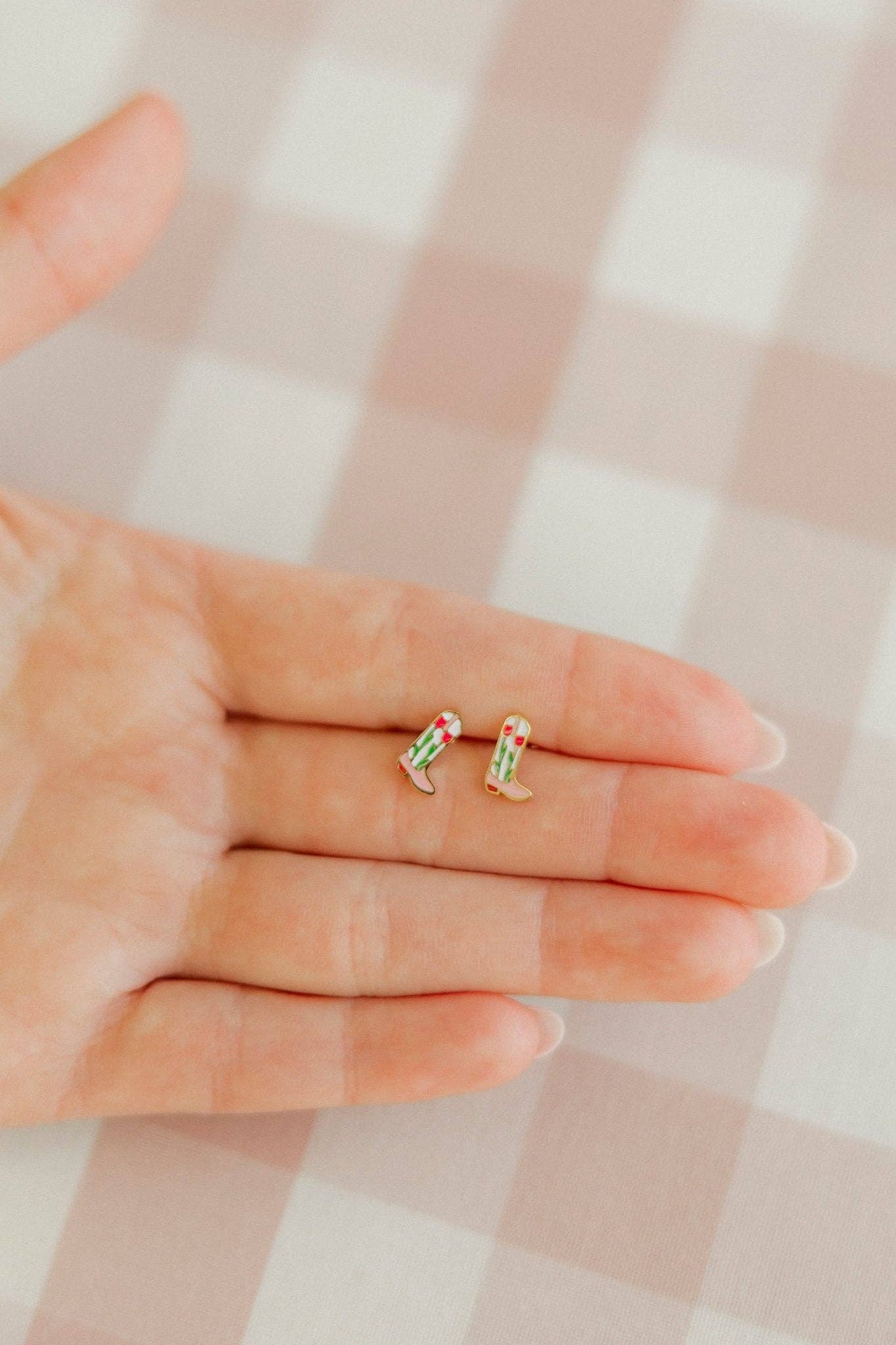 Screwback Stud Earrings - Daisy Cowgirl Boot