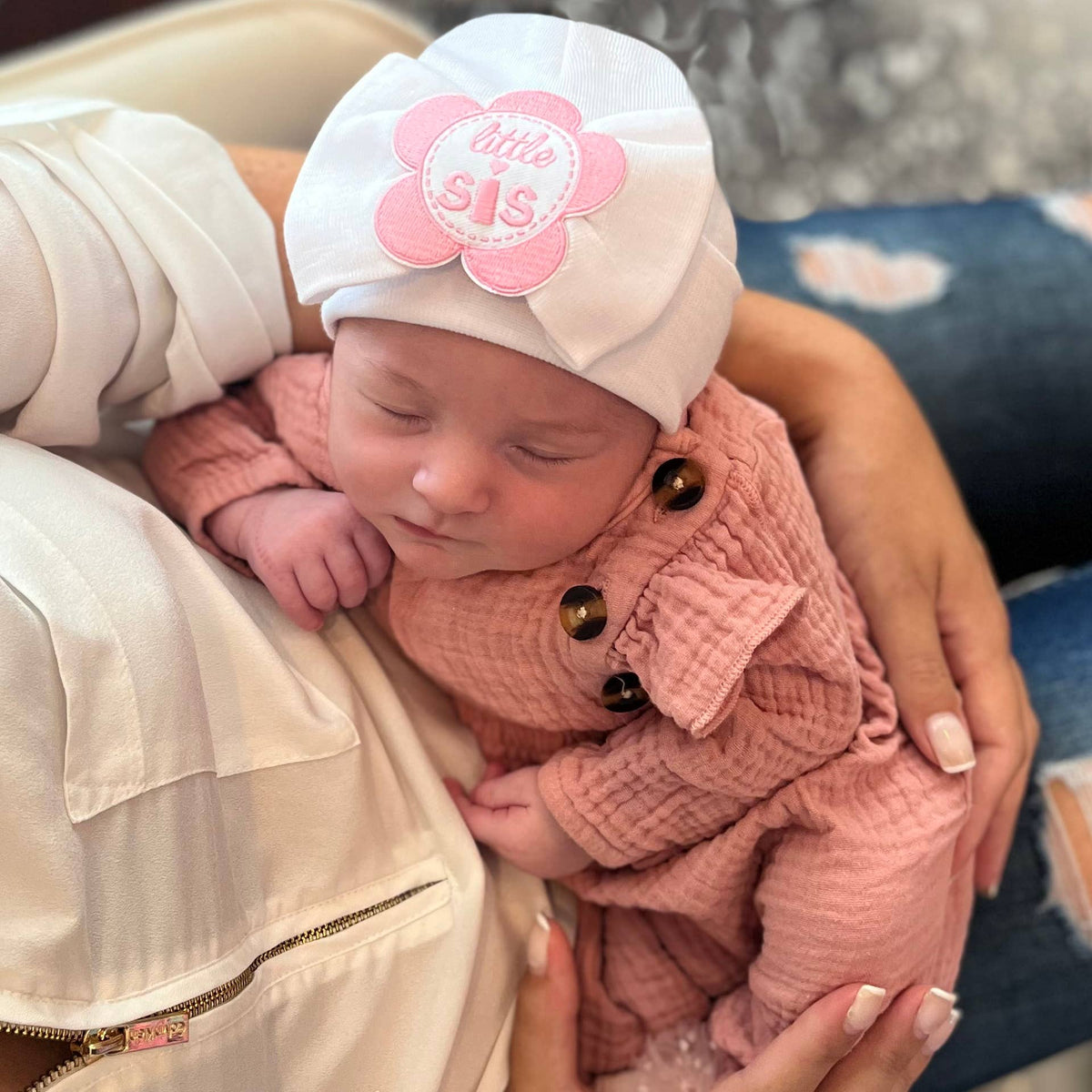 WHITE LITTLE SIS Newborn Girl Hospital Hat Baby Girl Hat