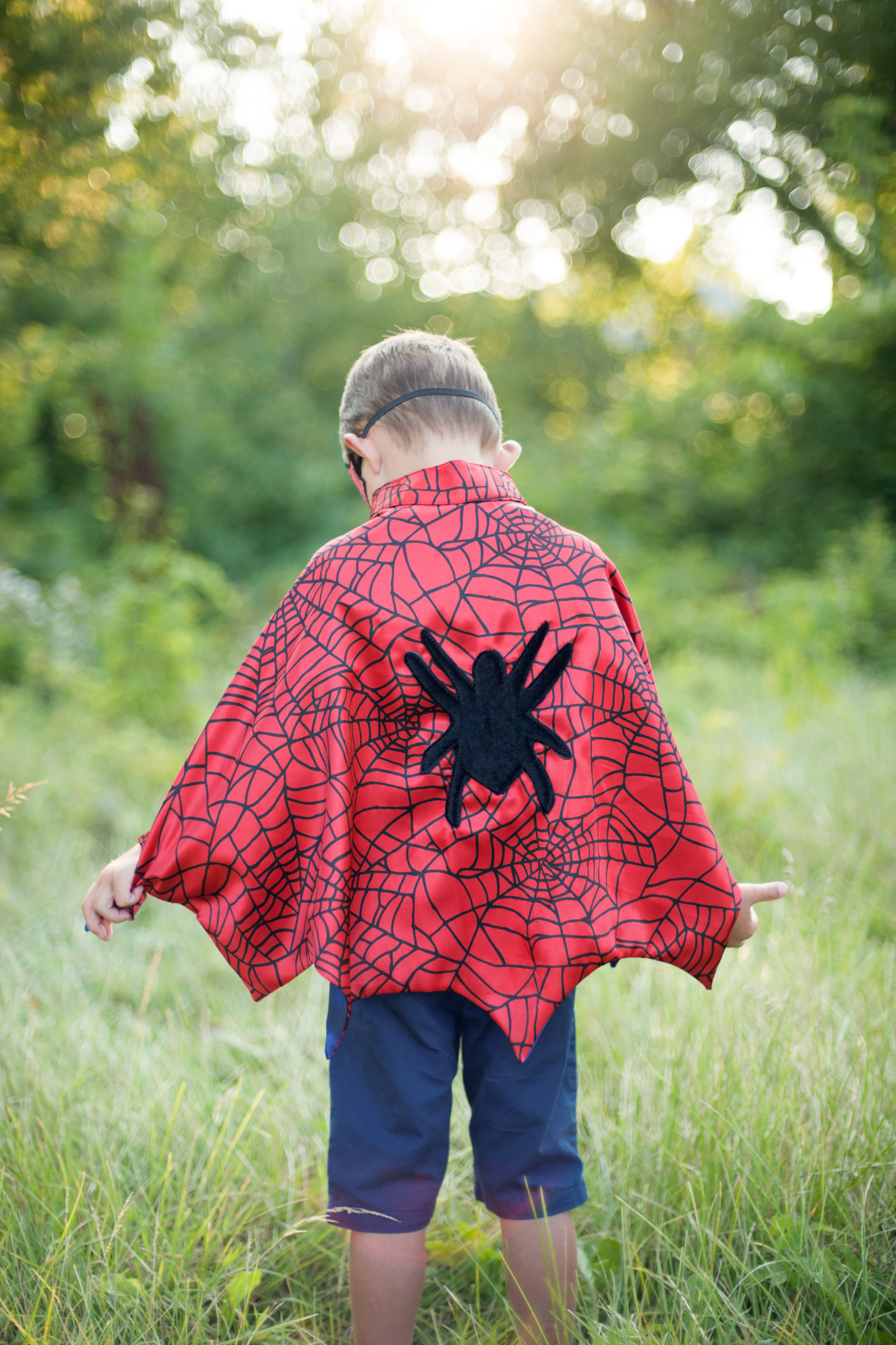 Great Pretenders Spider Cape Set with Mask and Cuffs