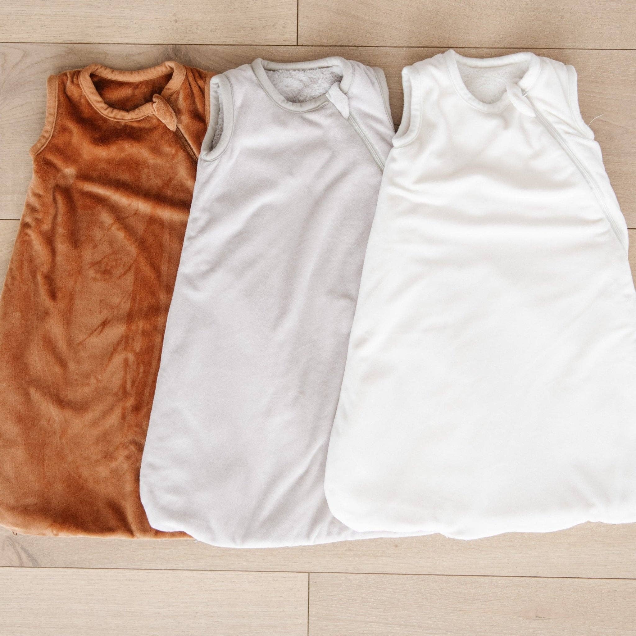 WEARABLE BLANKETS: Feather / Medium Minky