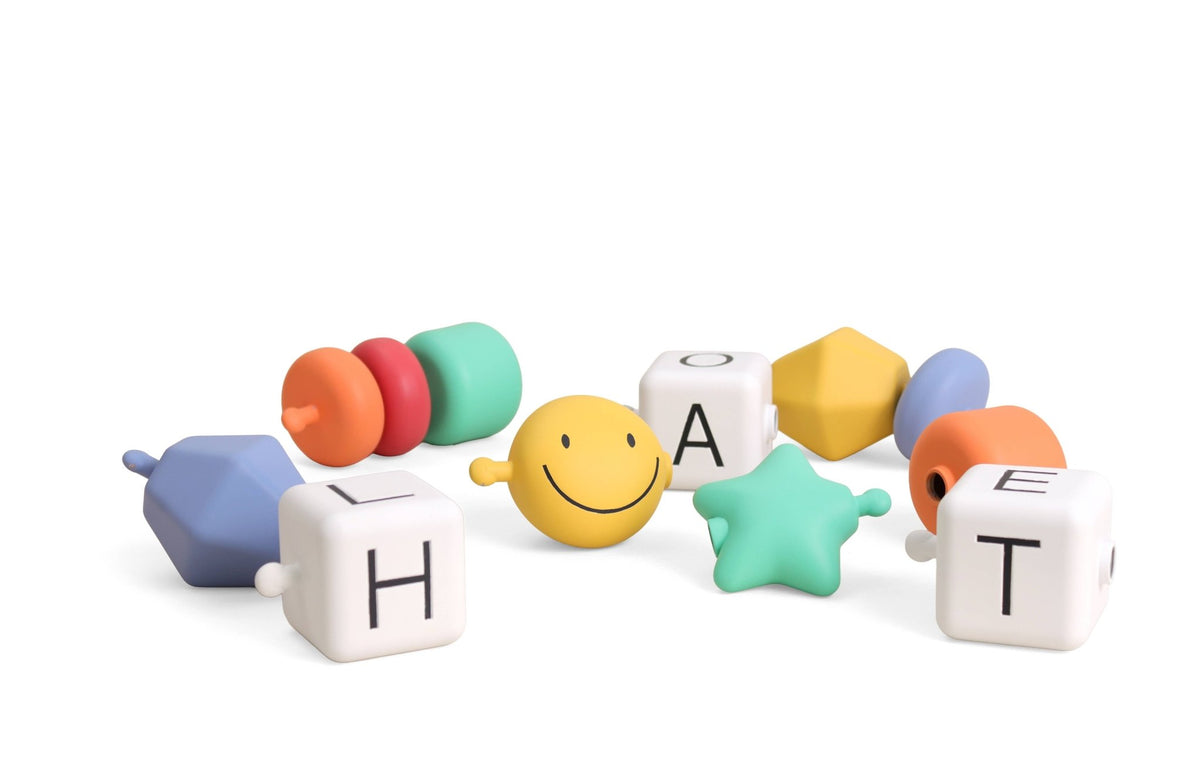 *NEW* Connect & Play™ - 14 Sensory Pop Beads - Smile - Baby Biz