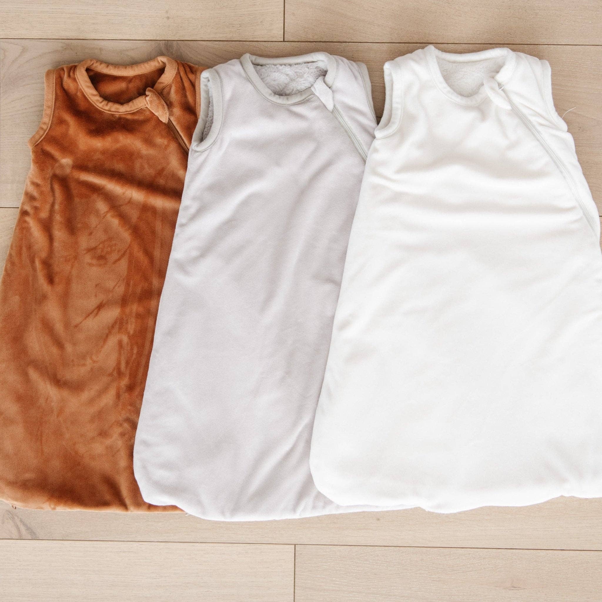 WEARABLE BLANKETS: Feather / Medium Minky