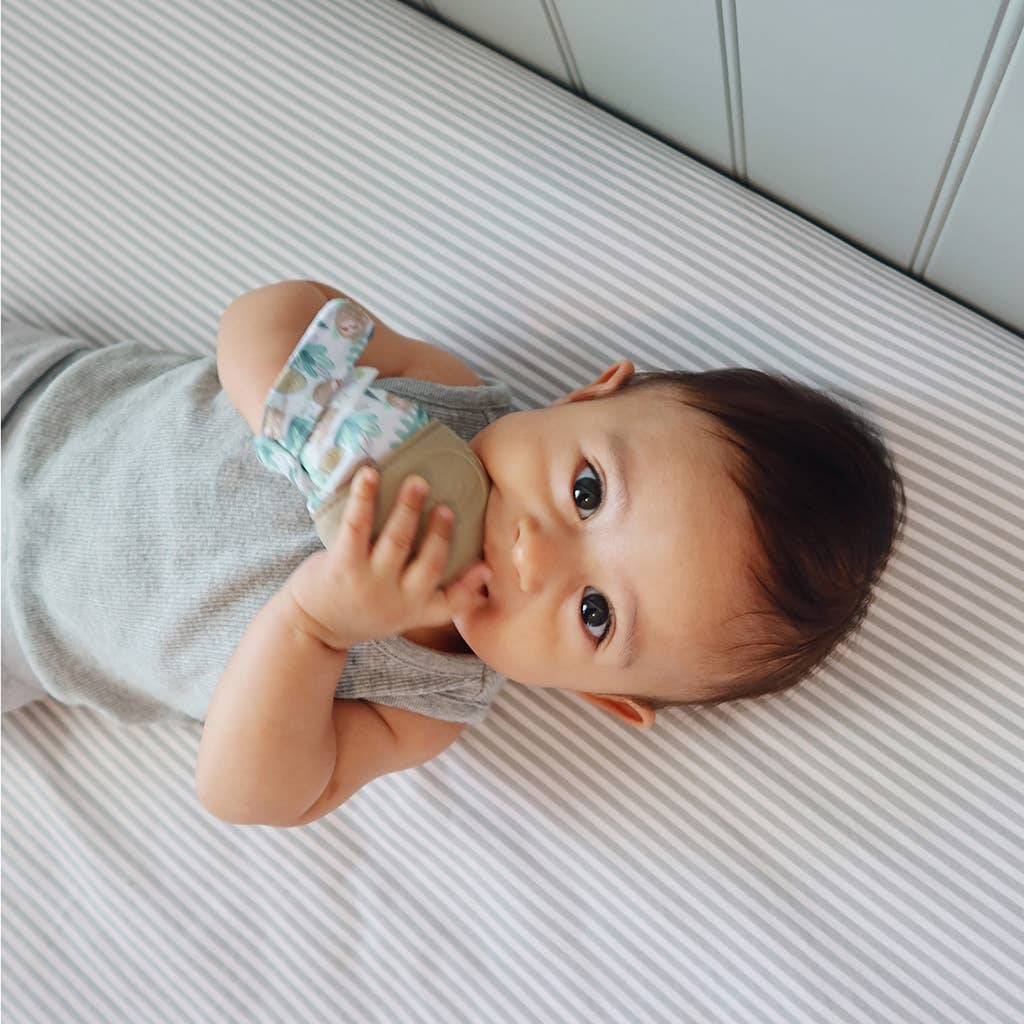 Itzy Mitt™ Silicone Teething Mitts: Bow