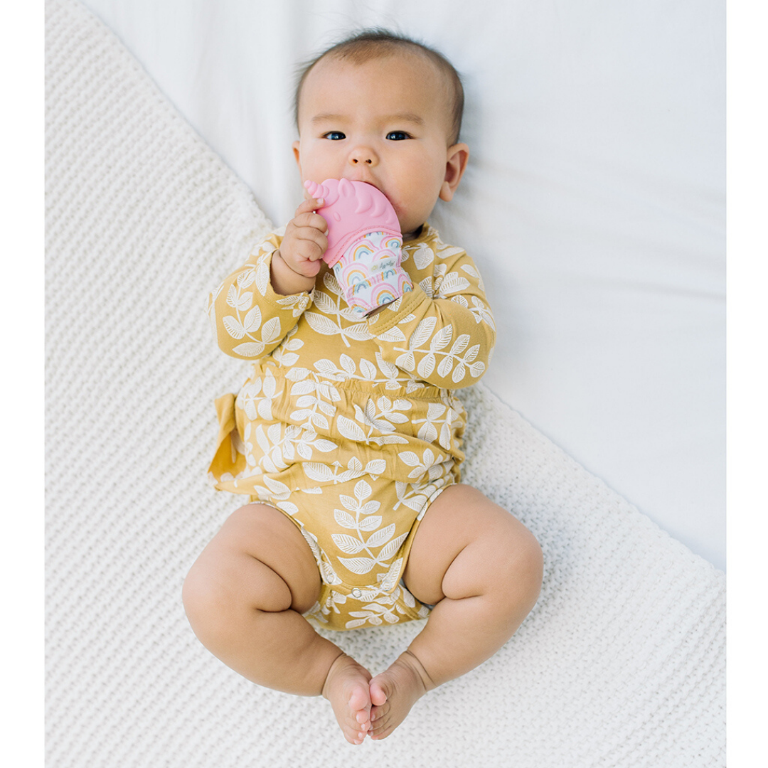 Itzy Mitt™ Silicone Teething Mitts: Bow