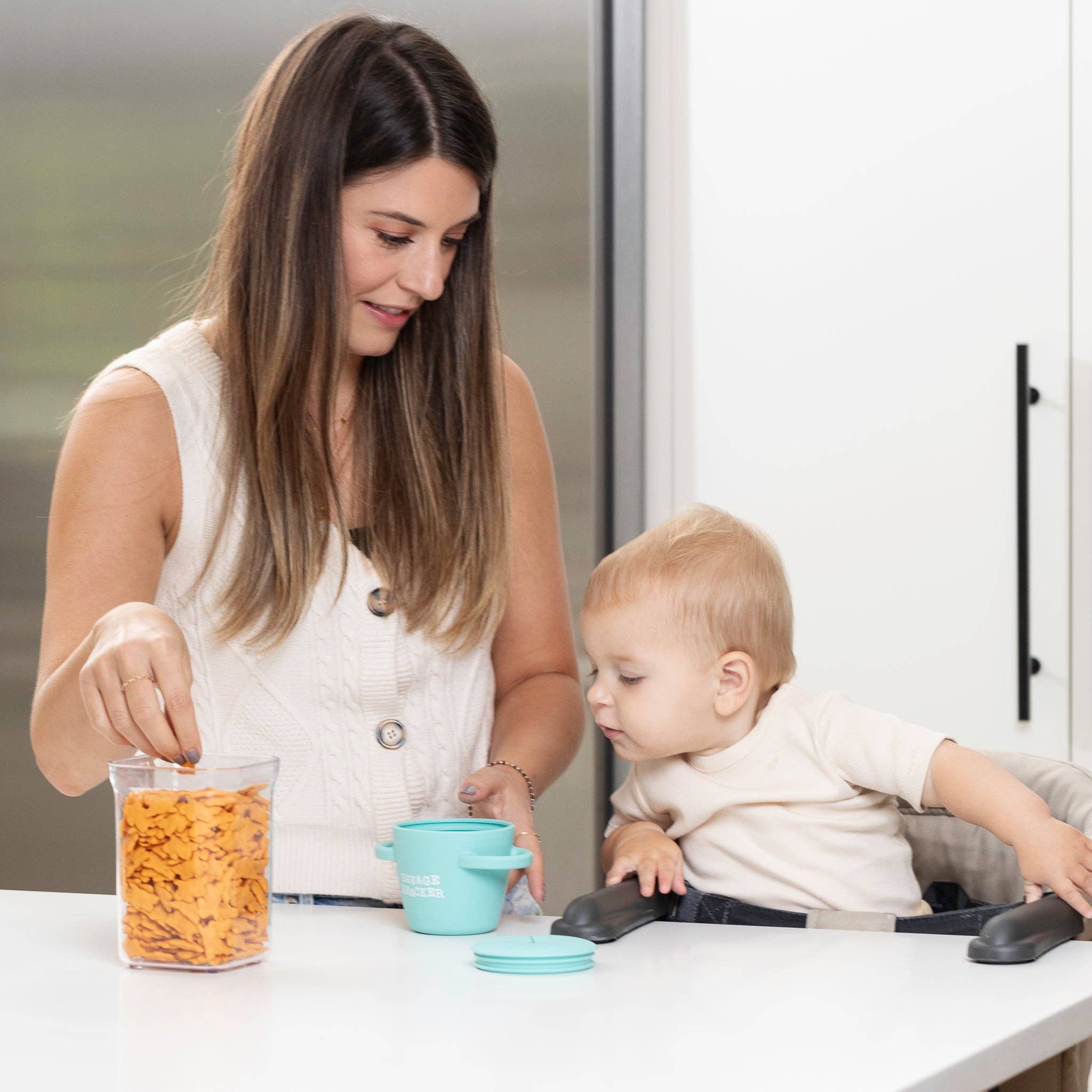 Savage Snacker Happy Snacker: Blue