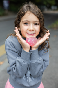 Great Pretenders Glitterally Amazing Squishy Balls