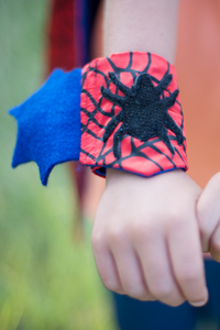 Great Pretenders Spider Cape Set with Mask and Cuffs