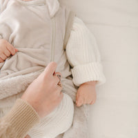 WEARABLE BLANKETS: Feather / Medium Minky