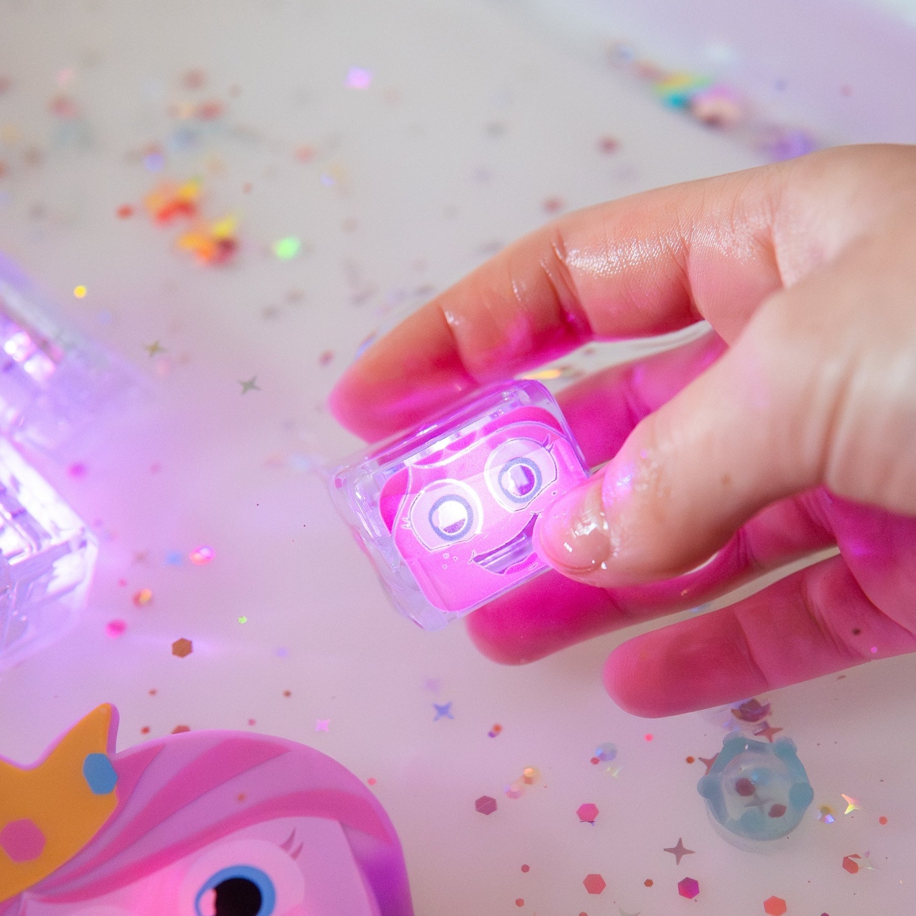Glo Pals Princess Ida Light-Up Cubes 4-Pack