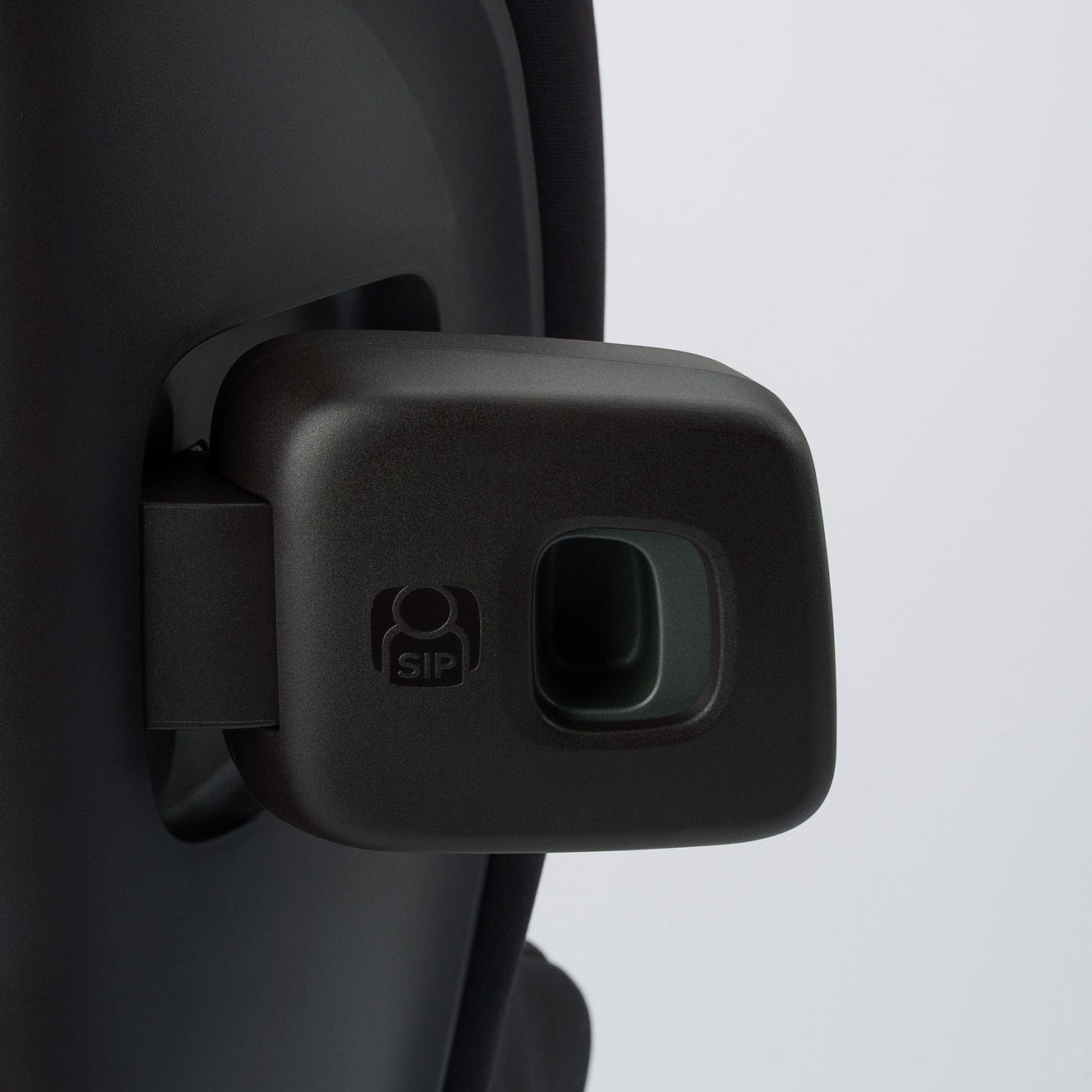 Nuna RAVA Next Convertible Car Seat