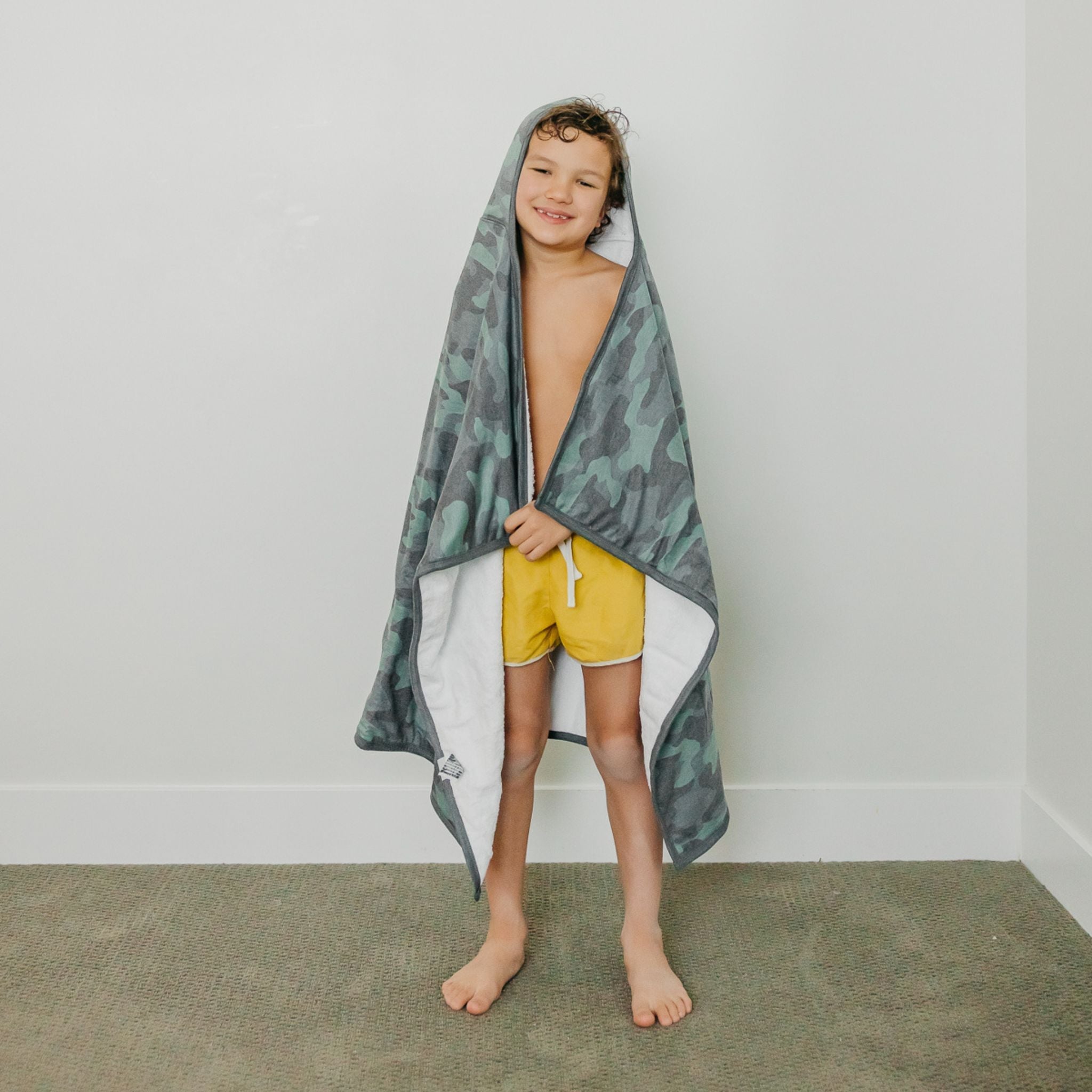 Copper Pearl Premium Big Kid Knit Hooded Towel | Hunter