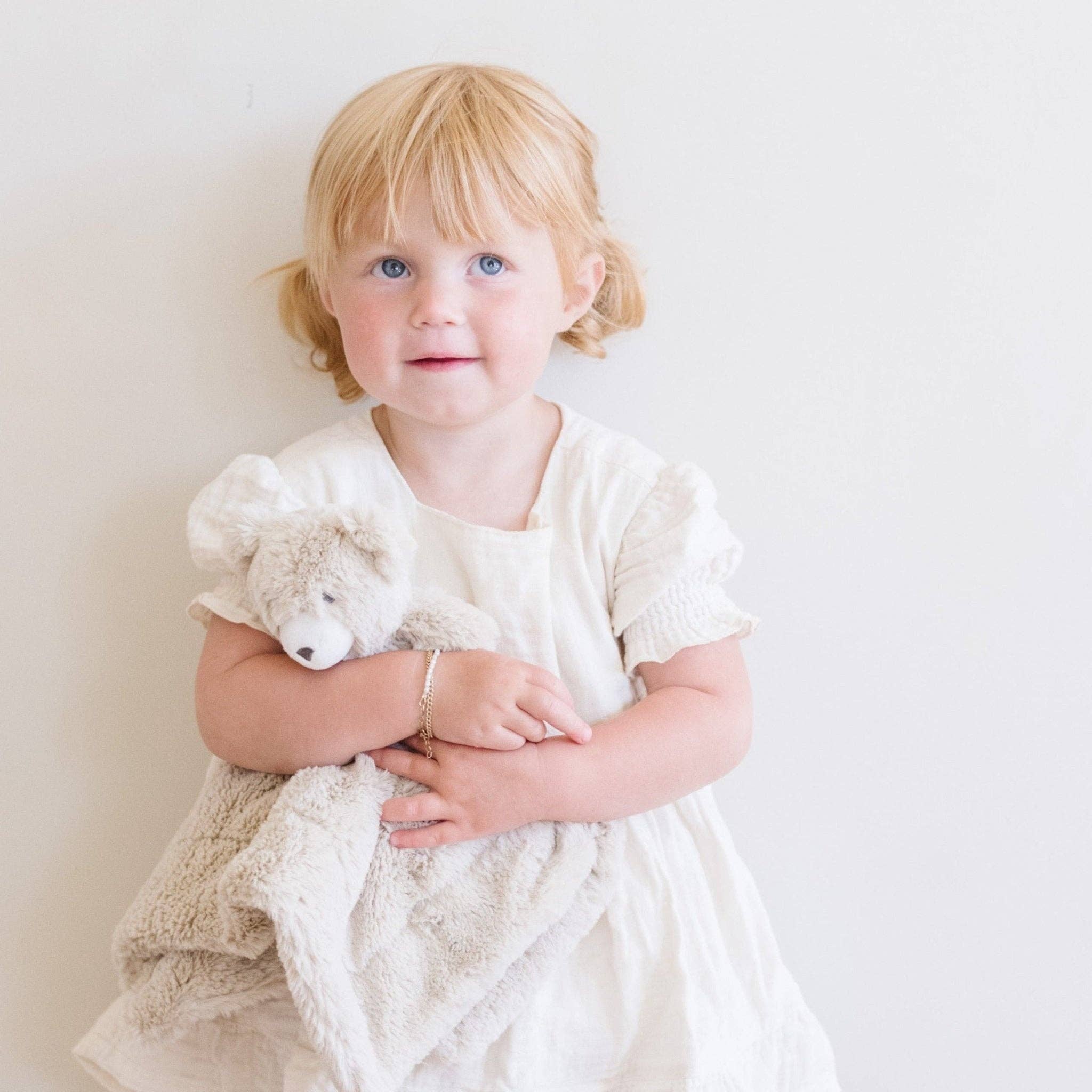 STUFFED ANIMAL LOVEYS: Bear