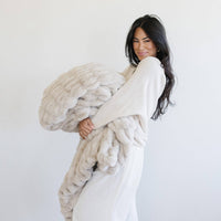 DOUBLE RUCHED FAUX FUR THROW BLANKETS | Snow