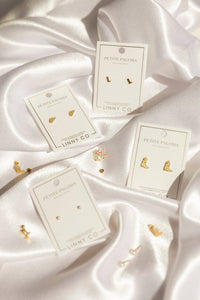 Screwback Stud Earrings - Daisy Cowgirl Boot