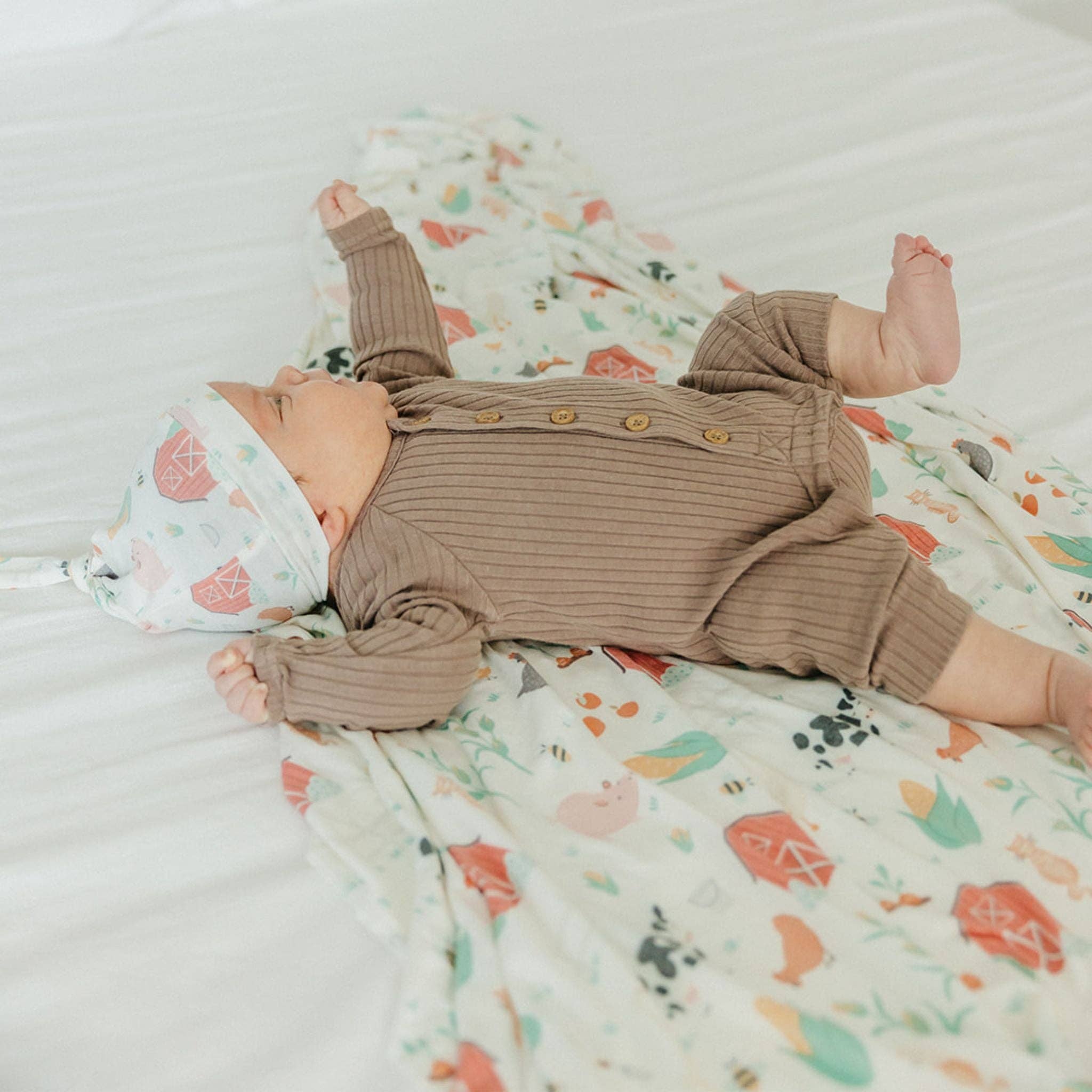Copper Pearl Top Knot Hat | Farmstead