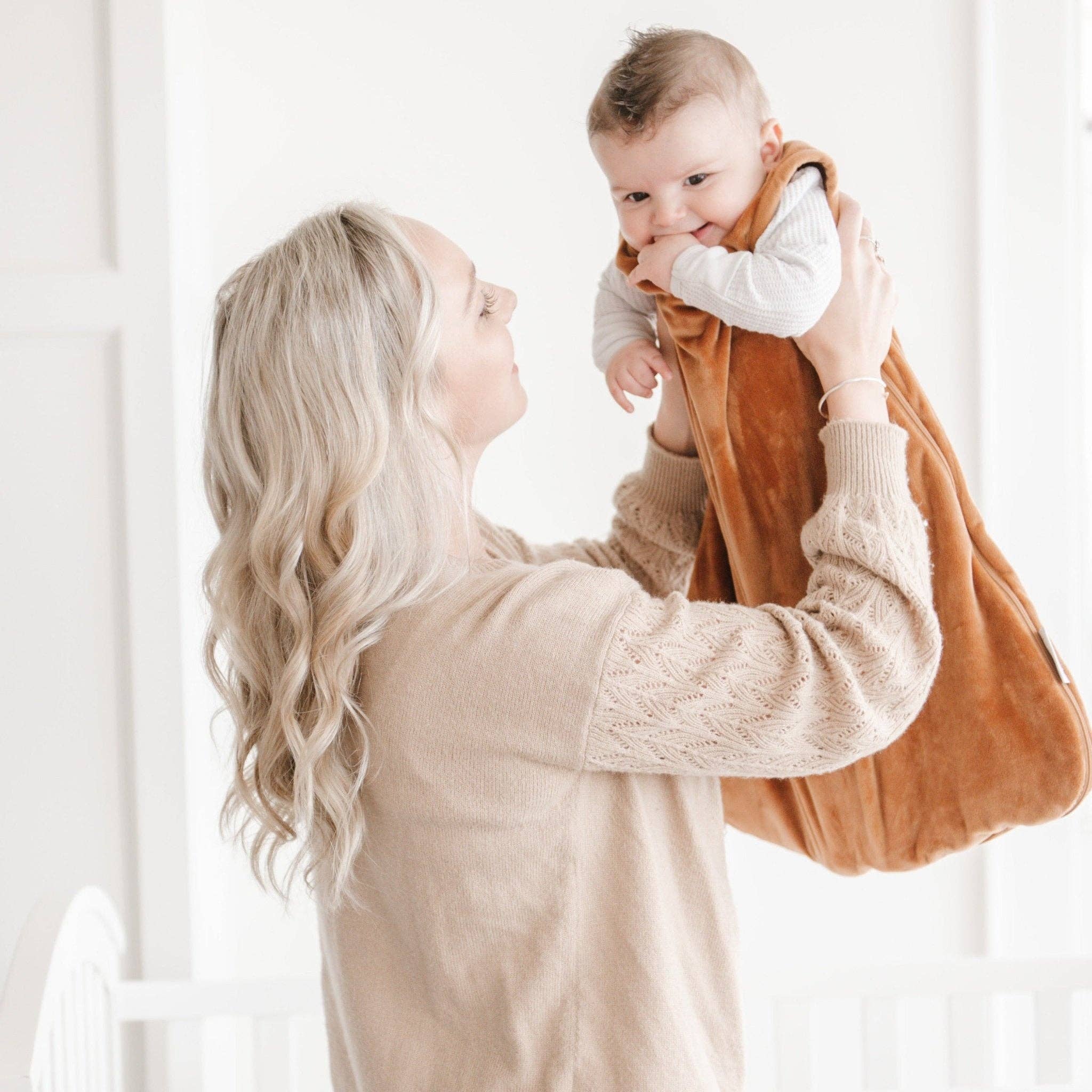 WEARABLE BLANKETS: Feather / Medium Minky