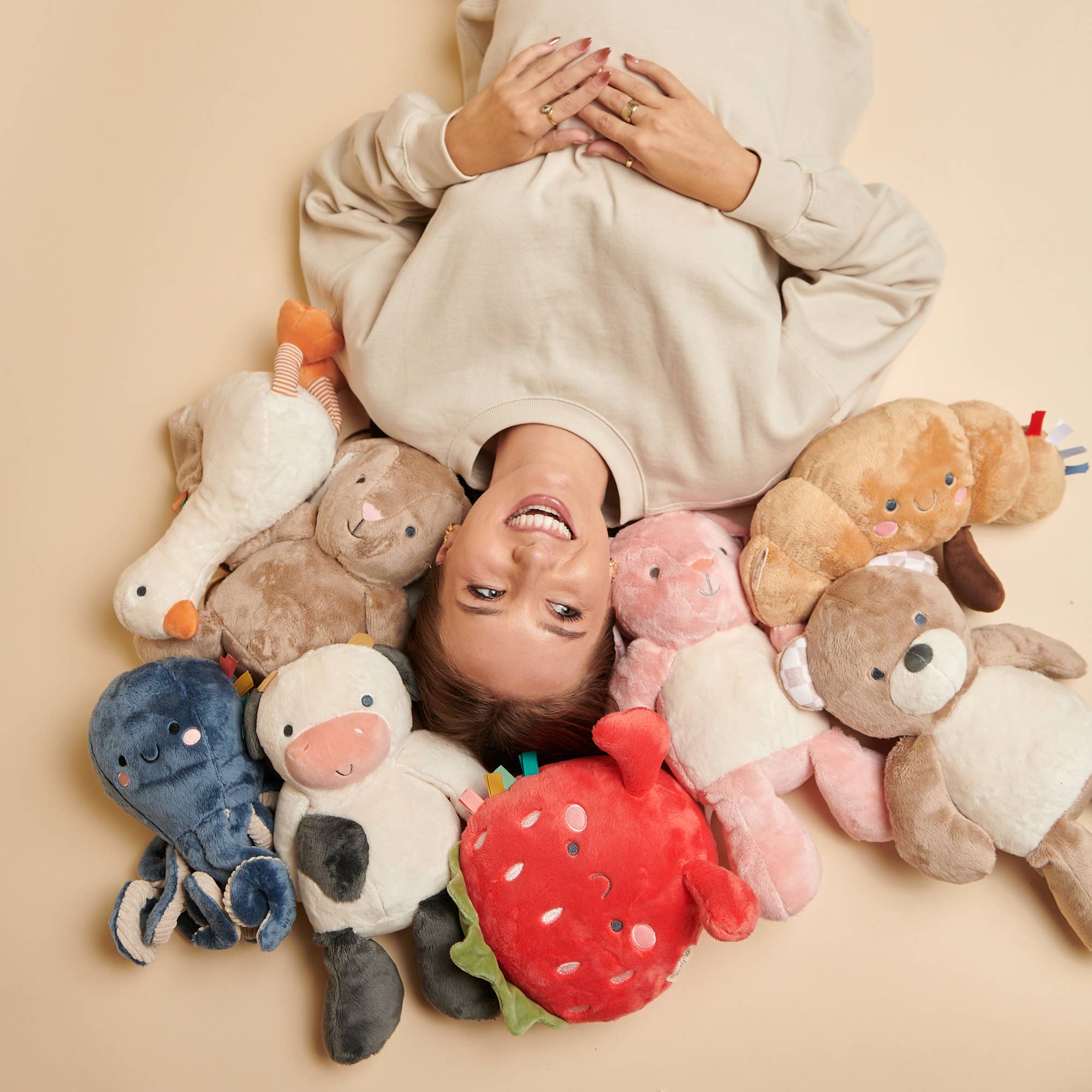 Sweetie Snuggles™ Plush: Pink Bunny