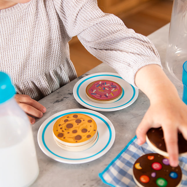 Fat Brain Toys Pretendables Milk & Cookies Set