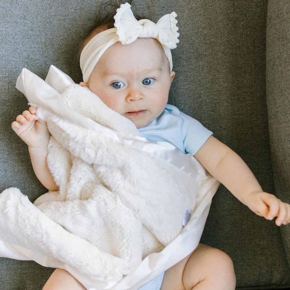 Saranoni Lush Satin Border Mini Blanket | Ivory