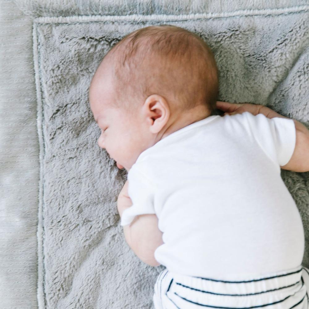 Saranoni Lush Mini Blanket | Gray